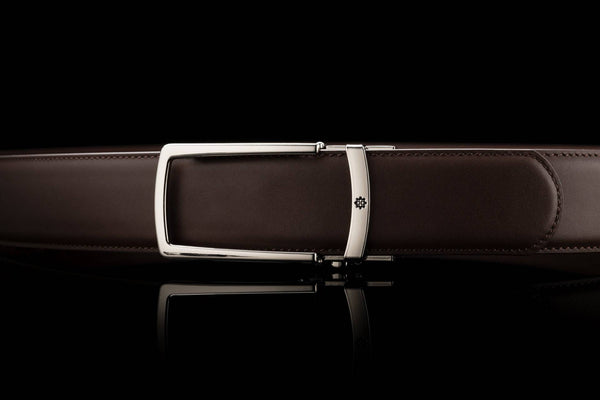 Breiter Ledergürtel ohne Löcher in Mocca mit offener Schnalle in Chrom