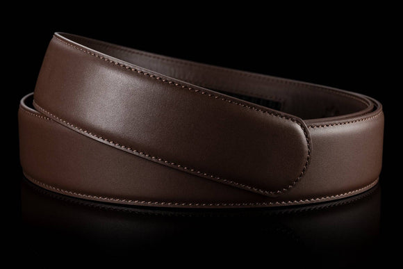 Breiter Gürtelriemen ohne Löcher aus Leder in Mocca