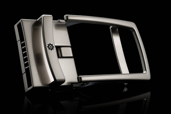 Offene Schnalle für breite Gürtel ohne Löcher in Silber